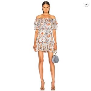 ALEXIS
Maj‎ Dress
Color: Vintage Blossoms